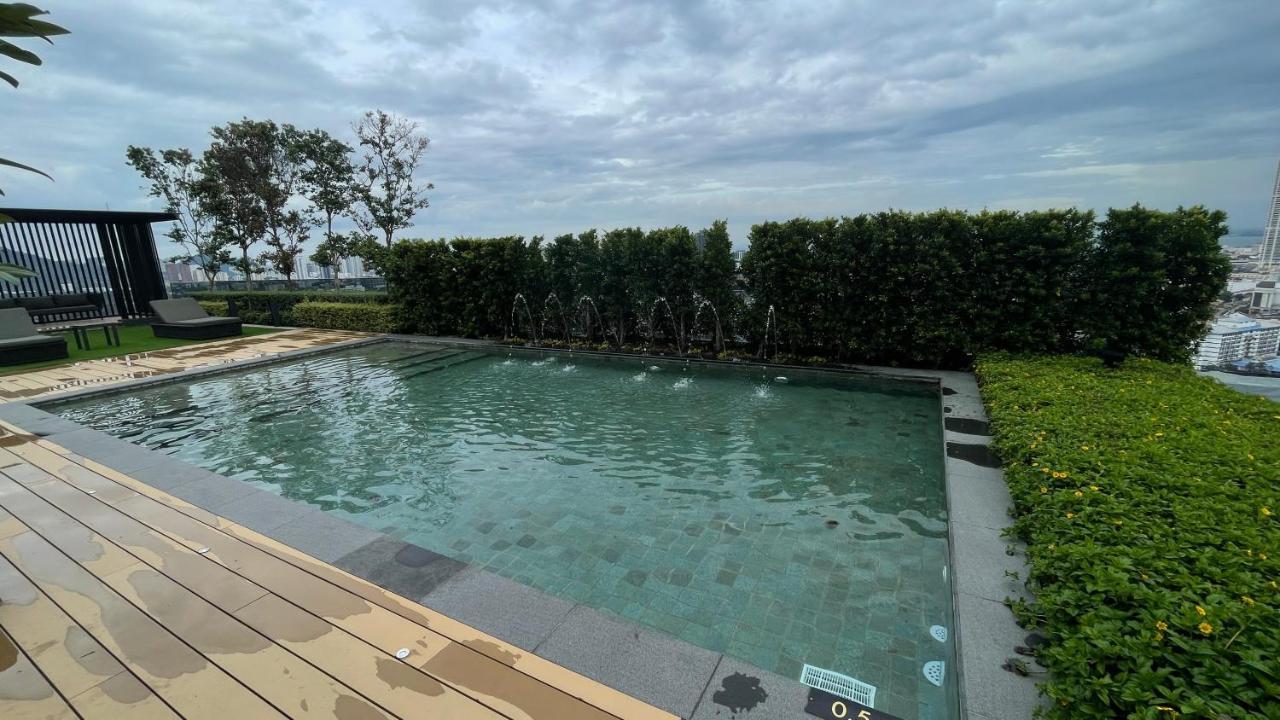 13 Beacon Executive Suites #Rooftoppool #Luxurysuites Georgetown Exterior foto